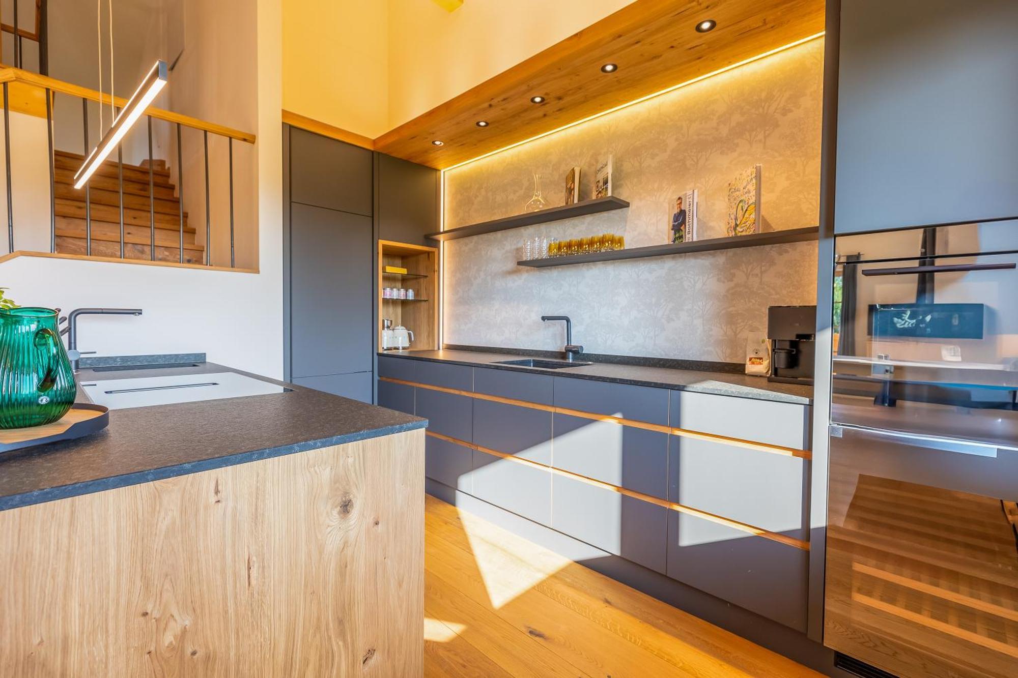 Graf Chiemo Suites - Direkt Am Chiemsee Mit Separatem Seezugang Chieming Extérieur photo