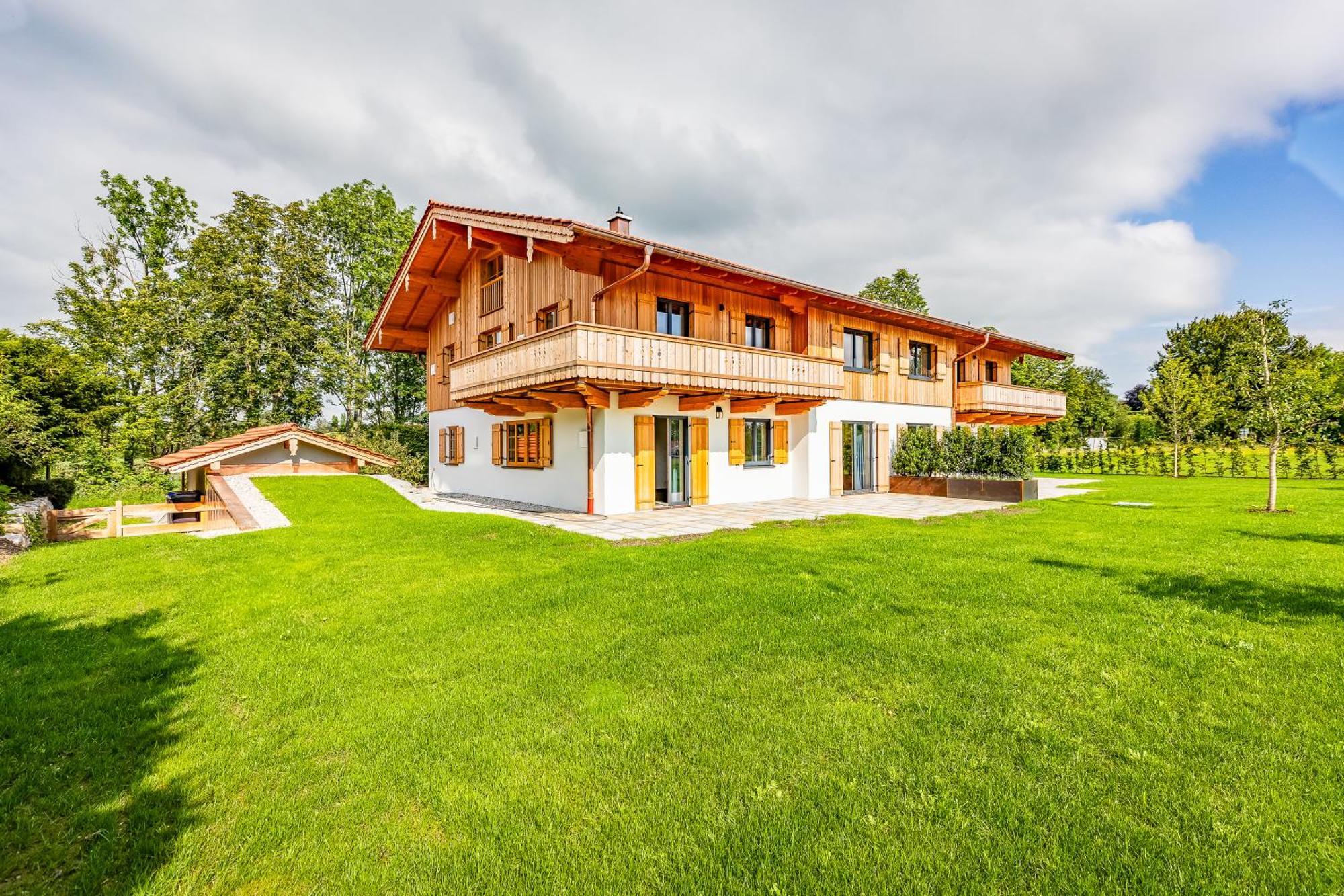 Graf Chiemo Suites - Direkt Am Chiemsee Mit Separatem Seezugang Chieming Extérieur photo
